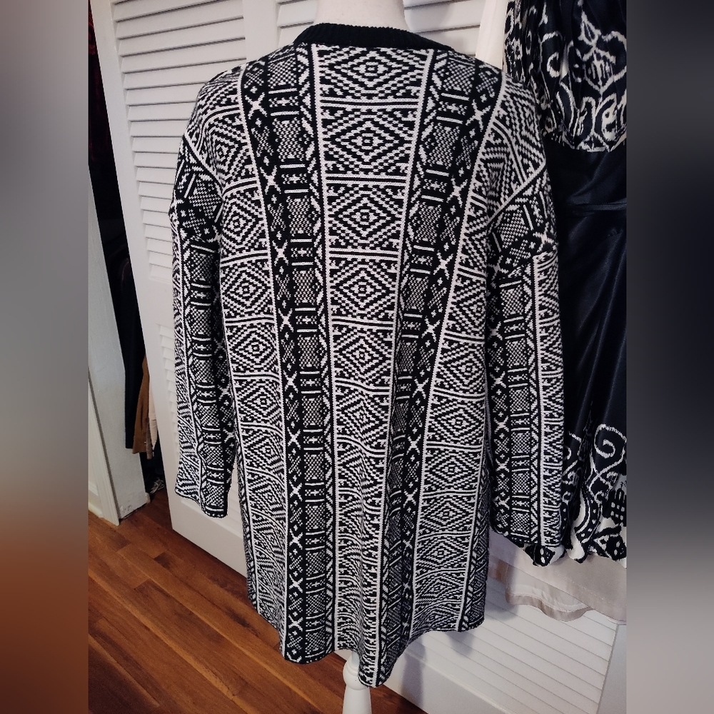 Pattern Open Cardigan - image 5